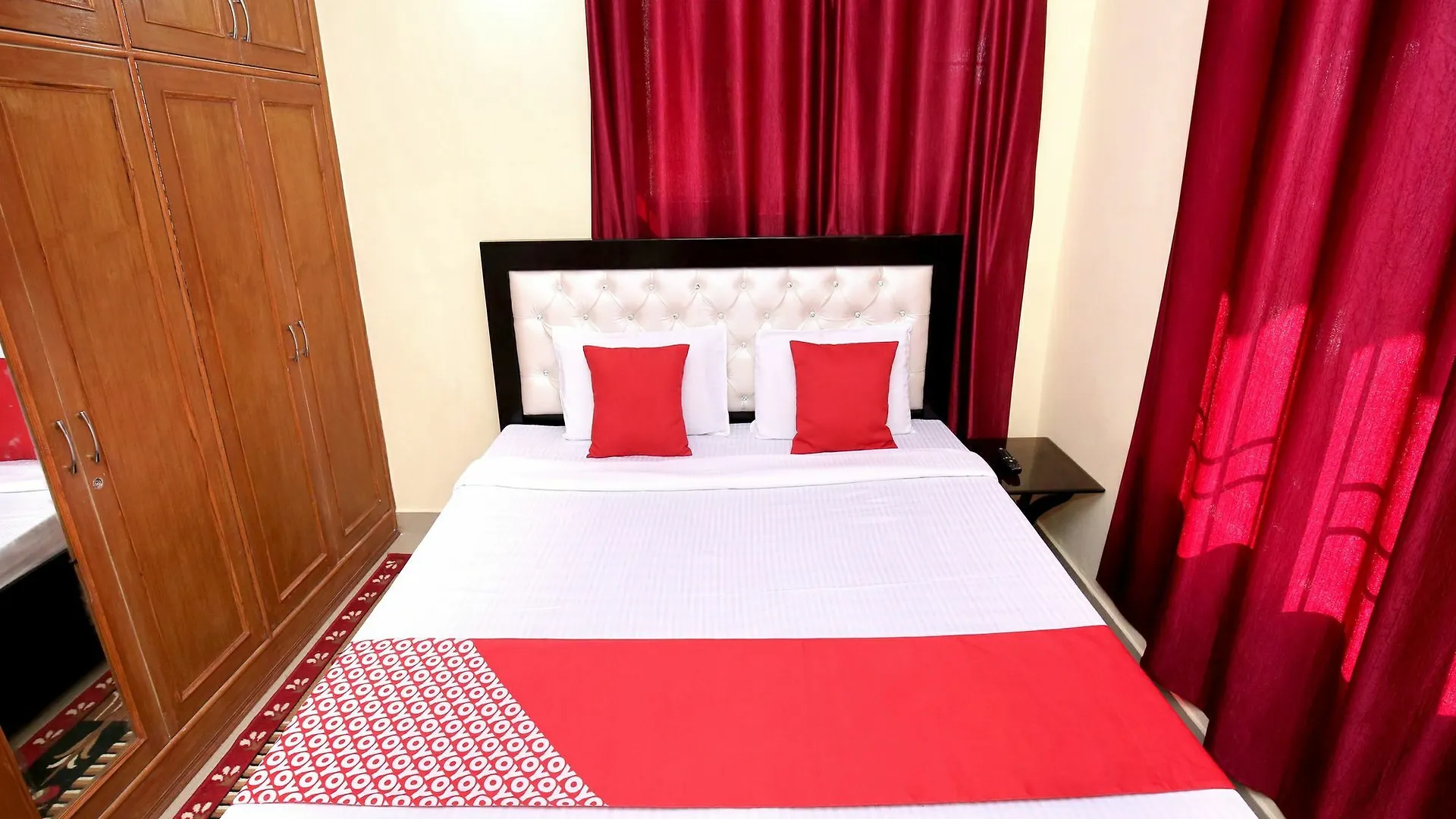 Oyo 12931 Home 2Bhk Valley Cottage Shimla 0*,  Índia
